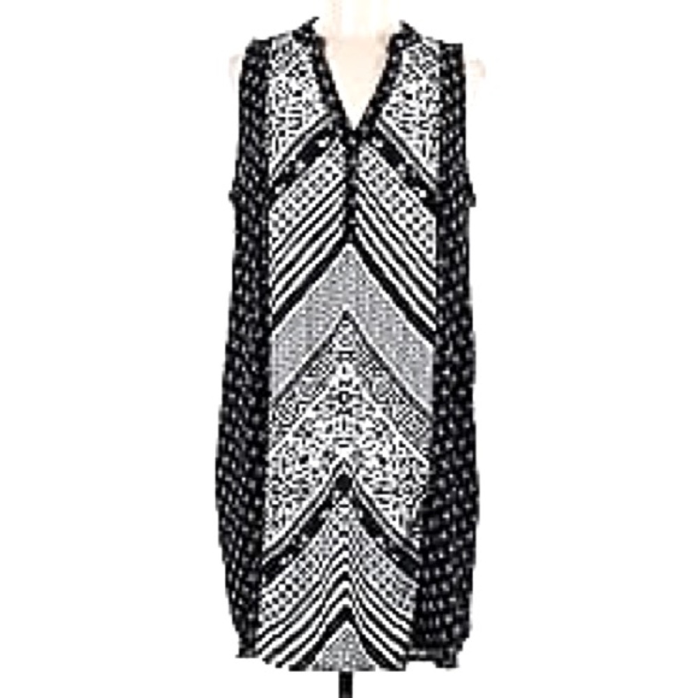 🌸3/$25 Target Xhilaration Black & White Floral Boho Cottagecore High Lo Dress